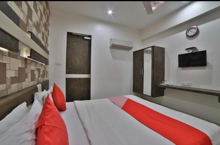 Hotel Green Apple 甘地讷格尔 外观 照片