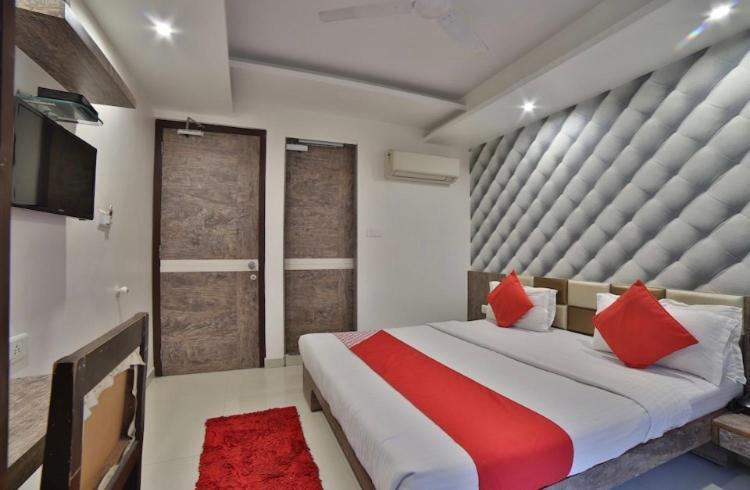Hotel Green Apple 甘地讷格尔 外观 照片